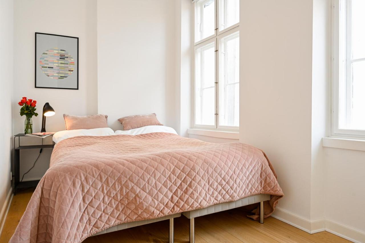Sanders Arrow - Chic Three-Bedroom Apartment In The Middle Of Kopenhagen Buitenkant foto