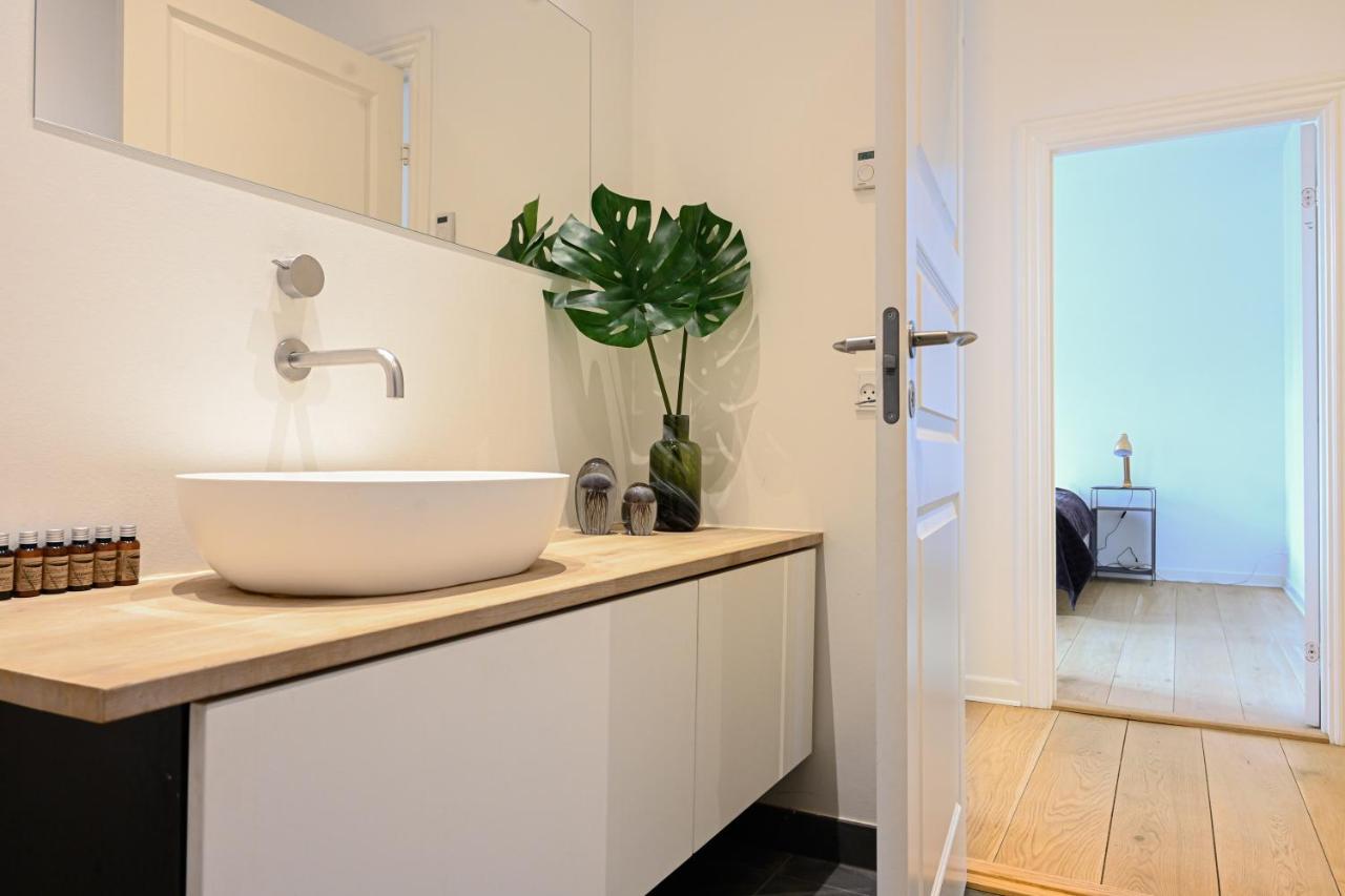 Sanders Arrow - Chic Three-Bedroom Apartment In The Middle Of Kopenhagen Buitenkant foto