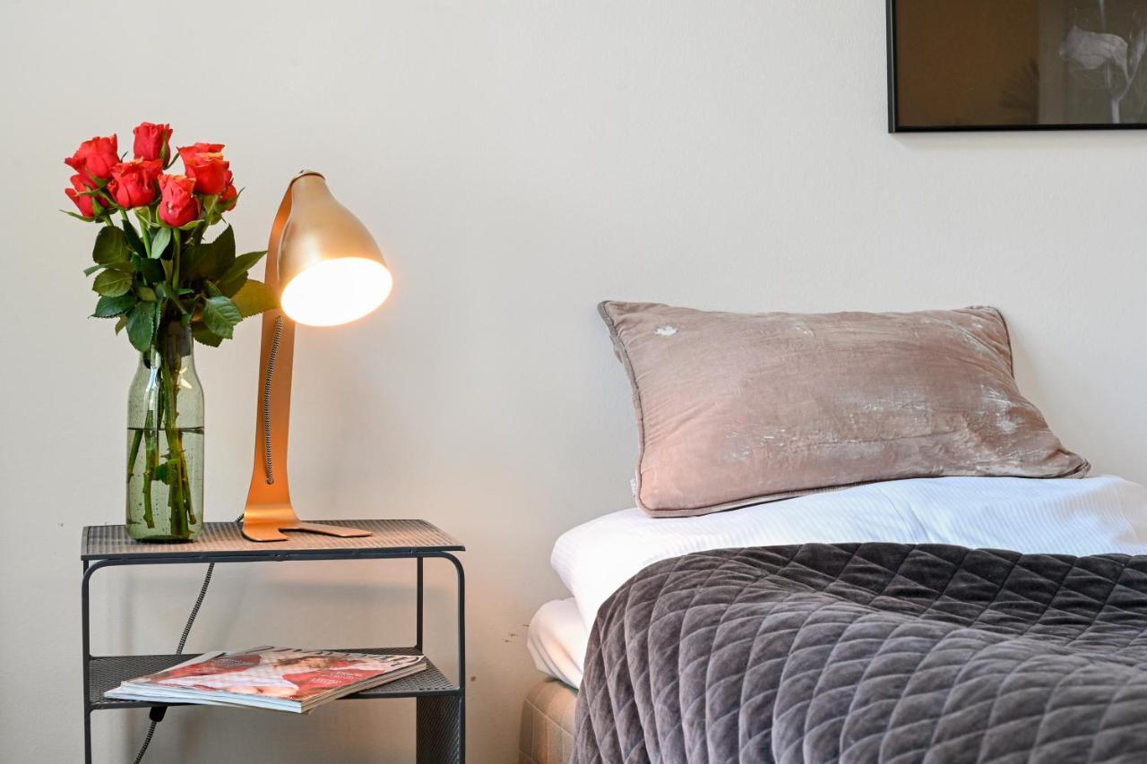 Sanders Arrow - Chic Three-Bedroom Apartment In The Middle Of Kopenhagen Buitenkant foto